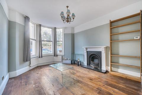 2 bedroom flat for sale, The Gardens, London, SE22