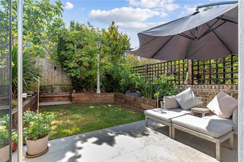 37 Romilly Road, London, N4 2QY