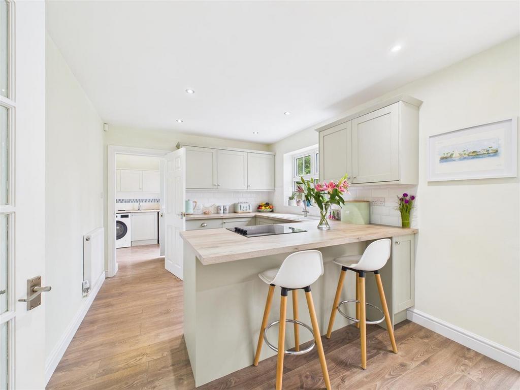 Dining kitchen