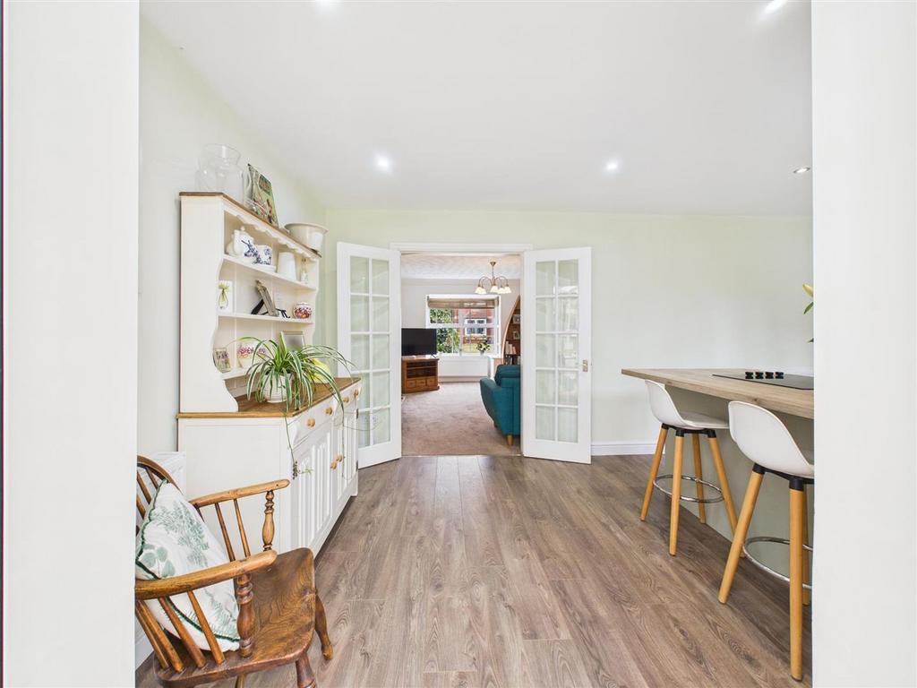 Dining kitchen