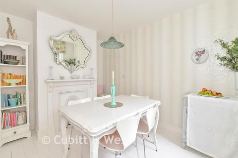 undefined, King Street, Arundel BN18
