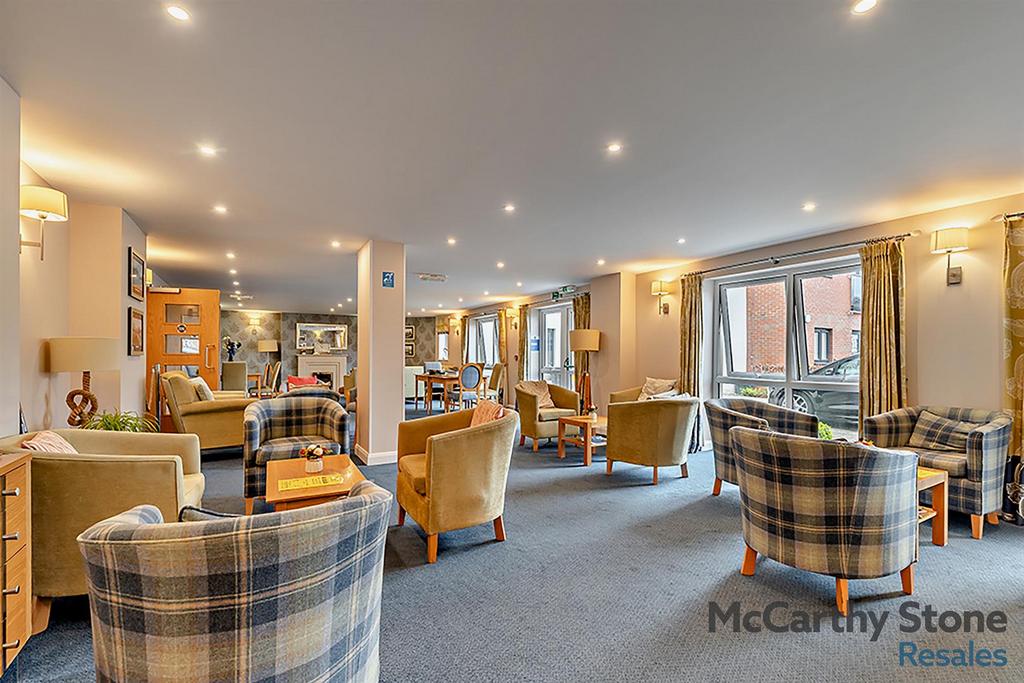 Homeowners Lounge
