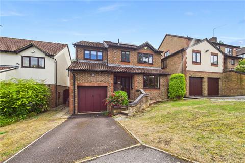 2 Kestrel Way, Burghfield Common, Reading, RG7 3XU