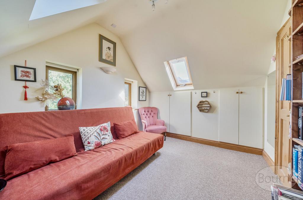 9e497f2f-e734-4e2...