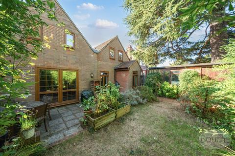 undefined, Warren Road, Guildford, Surrey, GU1