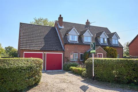 5 bedroom house for sale, Church Road, Harleston IP20