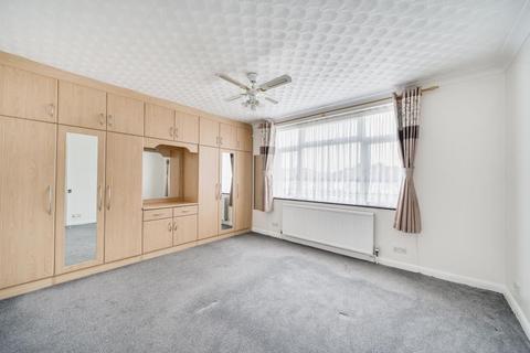undefined, Kenyngton Place, Kenton, HA3 0DW