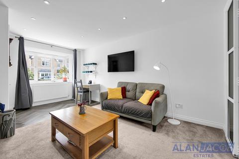 undefined, Kershaw Close, Hornchurch RM11