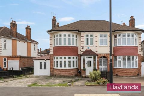 81 Halstead Road, London, N21 3DR