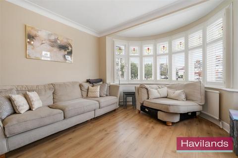 81 Halstead Road, London, N21 3DR