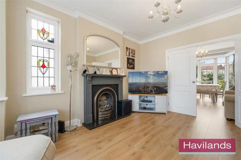 81 Halstead Road, London, N21 3DR