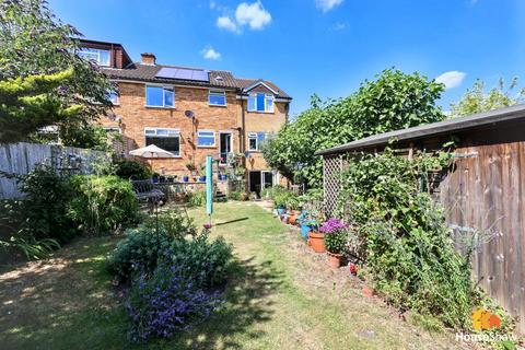 undefined, 2 Properties in 1! Telford Way, High Wycombe, HP13 5ED