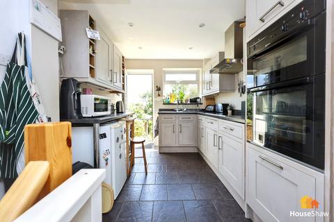 undefined, 2 Properties in 1! Telford Way, High Wycombe, HP13 5ED
