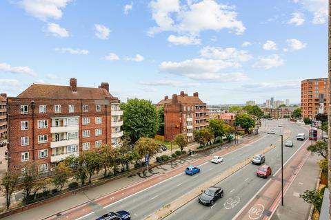 2 bedroom apartment to rent, Emperor Point, Woodberry Down, London, N4