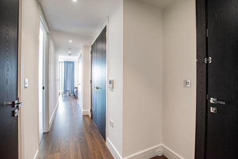 1 bedroom flat to rent, Goodman`s Field One Bed Apartment 4