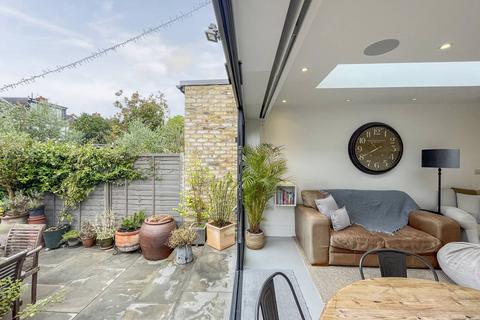 undefined, Aston Road, Wimbledon, London, SW20