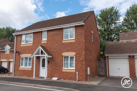 4 bedroom detached house for sale, Avill Crescent, Taunton