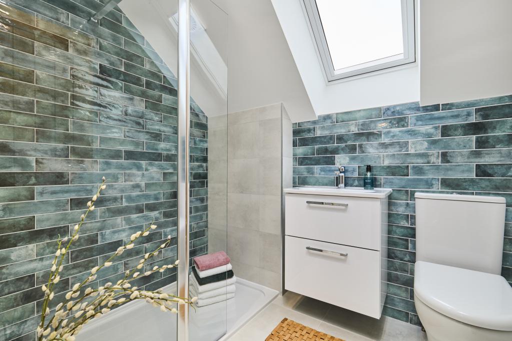 Bed 3 En-Suite