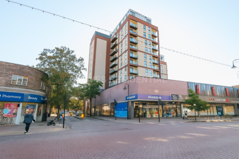 1 bedroom flat for sale, Blagdon Road, New Malden