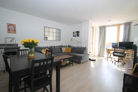 1 bedroom flat for sale, Blagdon Road, New Malden