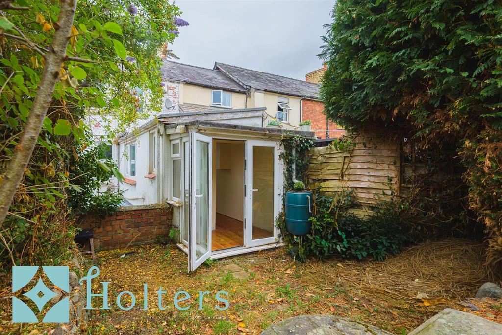 HOLT - 4 & 6 Market Street, Builth Wells-20.jpg