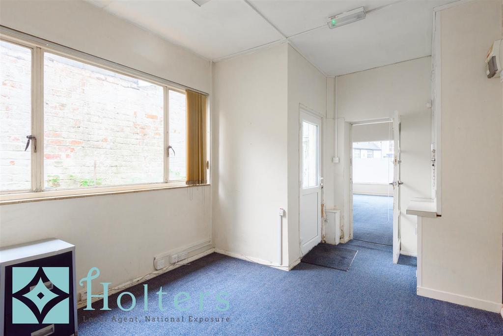 HOLT - 4 & 6 Market Street, Builth Wells-02.jpg