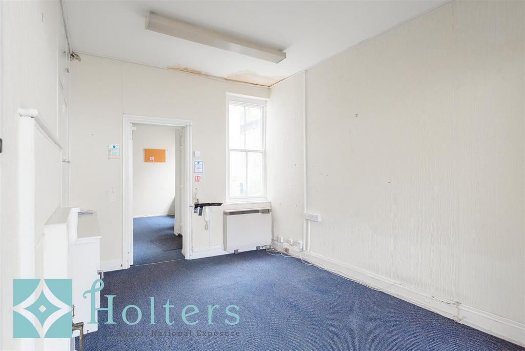 HOLT - 4 & 6 Market Street, Builth Wells-04.jpg