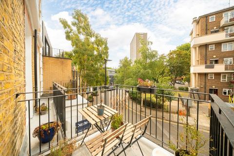2 bedroom flat for sale, Oakley Crescent, London EC1V