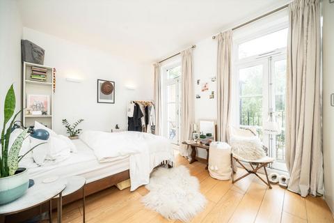 2 bedroom flat for sale, Oakley Crescent, London EC1V