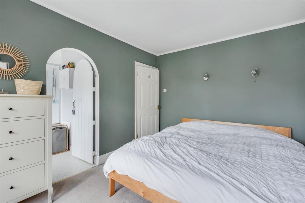 Bedroom 1 2.jpeg