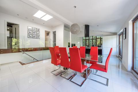 20 Abbot Road, Guildford, GU1 3TA