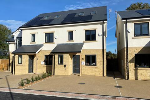 undefined, Coronation Close, Ilkley, West Yorkshire, LS29
