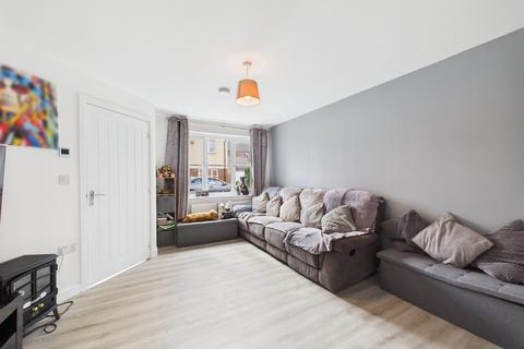 19 Freemans Road, Tuffley, Gloucester, GL4 0XJ