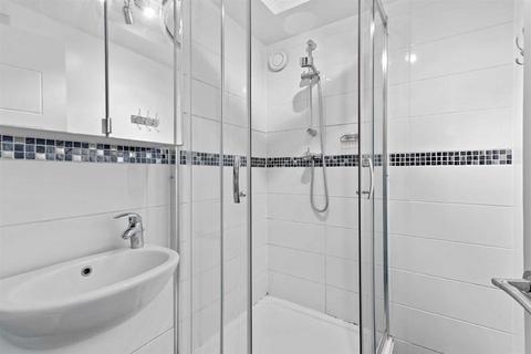 1 bedroom flat for sale, Avenue Road, Penge, London