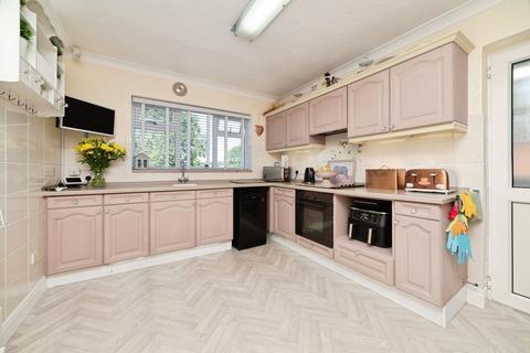 3 bedroom detached bungalow for sale, Bowmandale, Barton-upon-Humber DN18