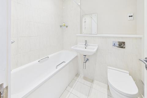 93 Sovereign Heights, Slough, SL3 8PZ