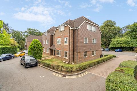 2 bedroom apartment for sale, Cranwells Lane, Farnham Common, Buckinghamshire, SL2
