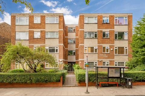 2 bedroom flat for sale, Crouch Hill, London N4