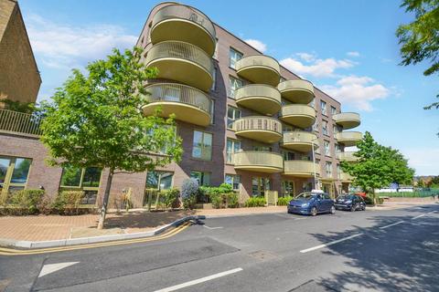 1 bedroom flat for sale, Tudway Road, Kidbrooke, London, SE3