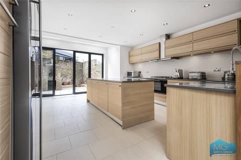 3 bedroom house for sale, Wades Hill, London, N21
