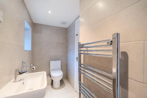 10 Lazenby Fold, Wetherby, LS22 6WN