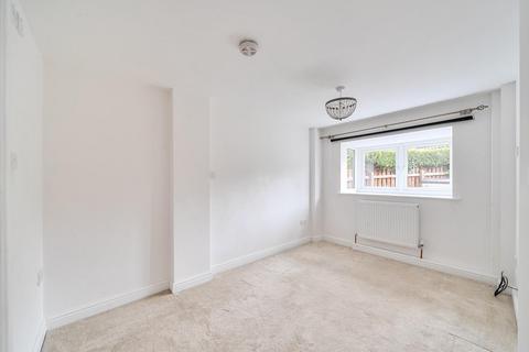 10 Lazenby Fold, Wetherby, LS22 6WN