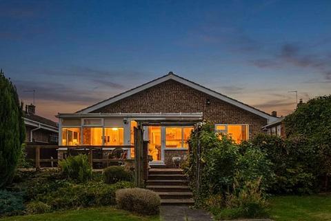 2 bedroom detached bungalow for sale, Avon Road, Gedling, Nottingham