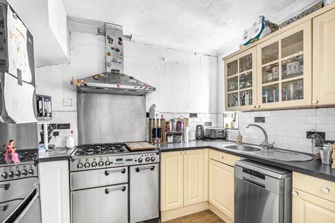 undefined, Worple Road, Staines-upon-Thames, TW18