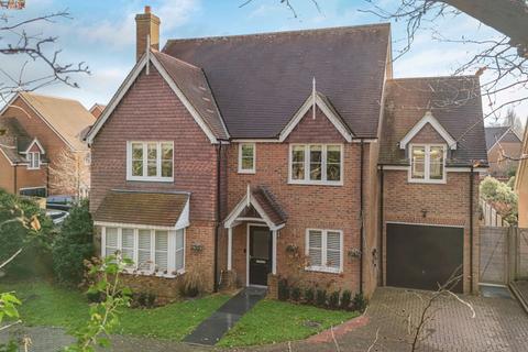 4 bedroom detached house for sale, Ryeland Road, Burgess Hill, West Sussex, RH15