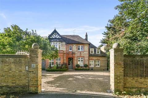 6 bedroom detached house for sale, Gipsy Lane, London, SW15