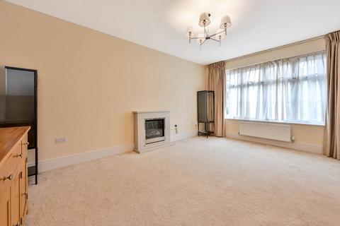 23 Jopling Road, Bisley, Woking, GU24 9FN