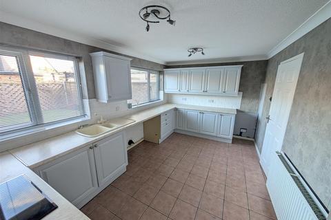 undefined, Green Island, Bilton