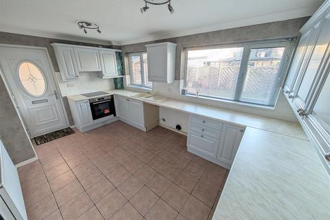 undefined, Green Island, Bilton