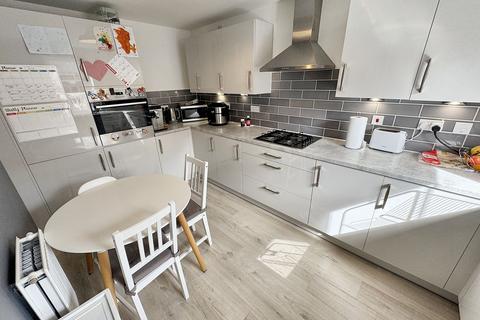 4 bedroom terraced house for sale, Enterprise Avenue, Tiverton, EX16